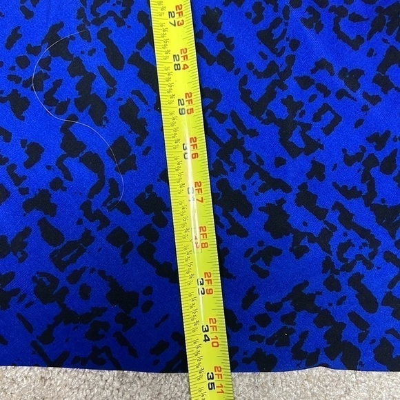 JUST TAYLOR Blue with Black pattern dress Size 4 (D1) - Picture 10 of 11